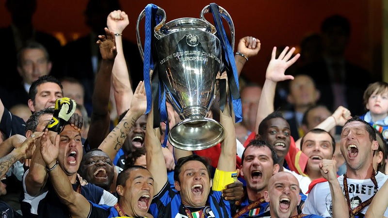 nhung-doi-bong-gianh-cu-an-3-an-tuong-trong-lich-su-bong-da-the-gioi-inter-milan